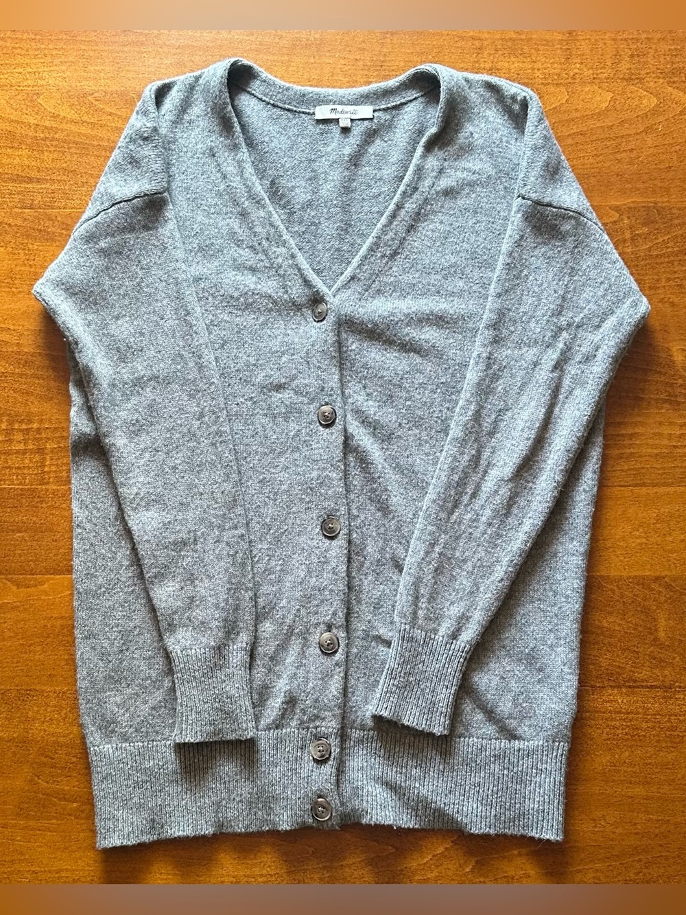 Madewell•merino wool button-down cardigan•XXS•light gray•tortoise shell buttons